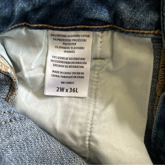 Idyllwind | Flare Jeans with Seam Detail on Front Leg - Picture 11 of 12